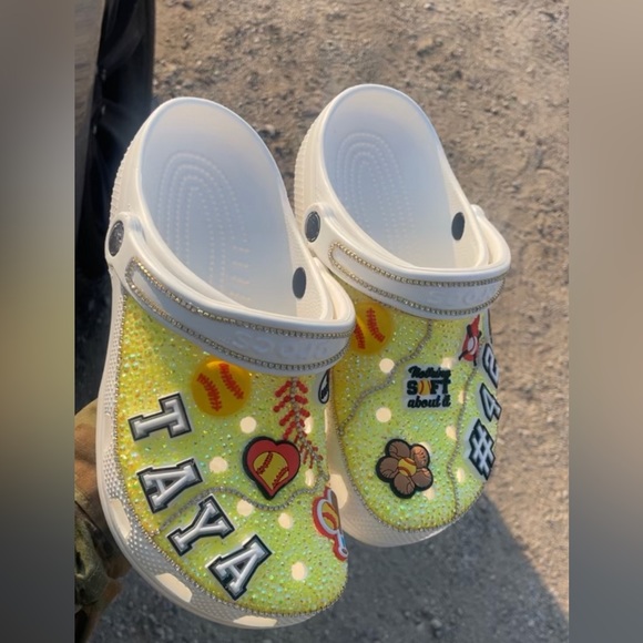 Custom crocs - Picture 2 of 11